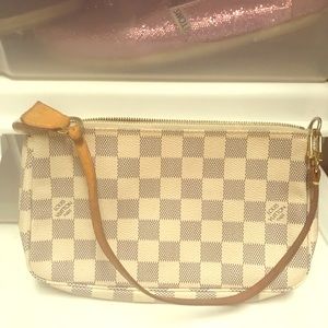 Authentic Louis Vuitton Azur Pochette
